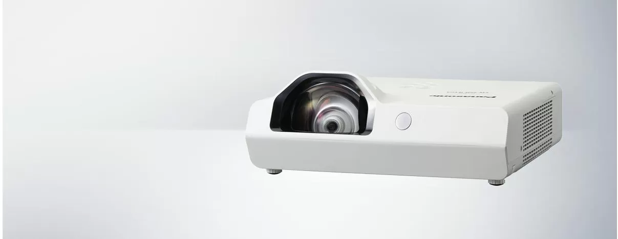 Máy chiếu gần Panasonic PT-TX440